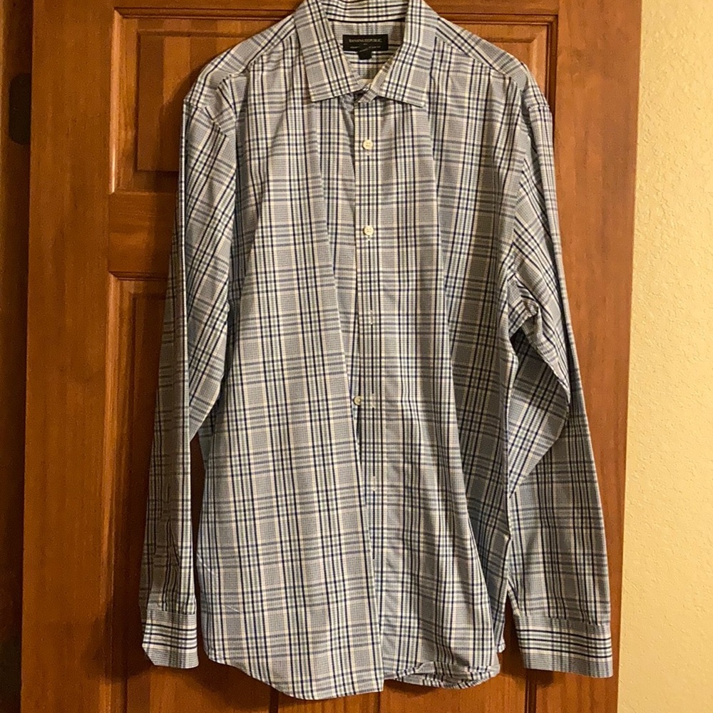 Men’s Banana Republic button down dress shirt XL